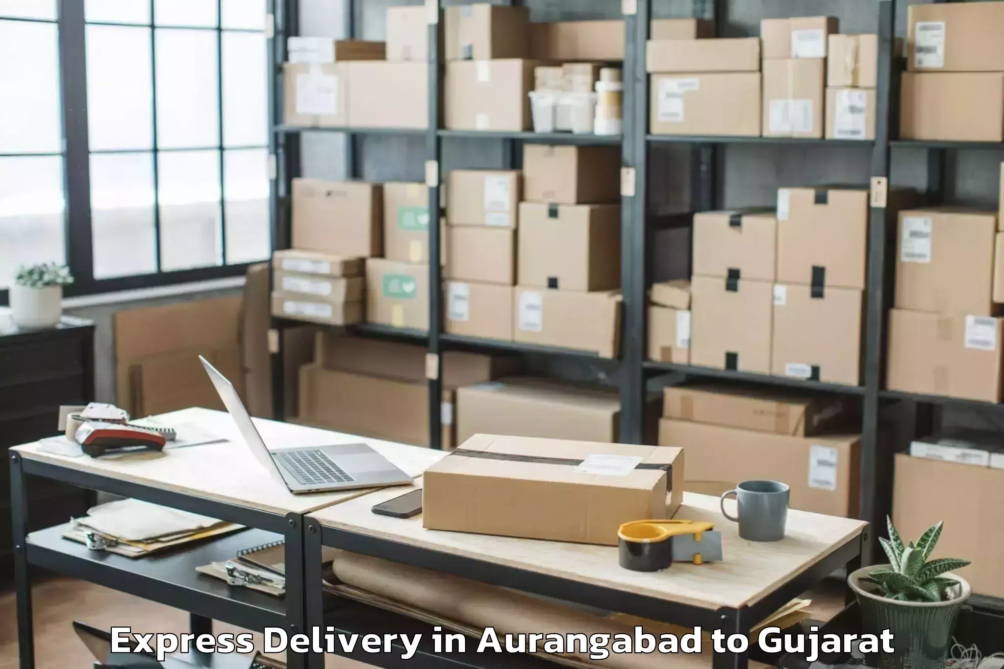 Professional Aurangabad to Godhra Express Delivery